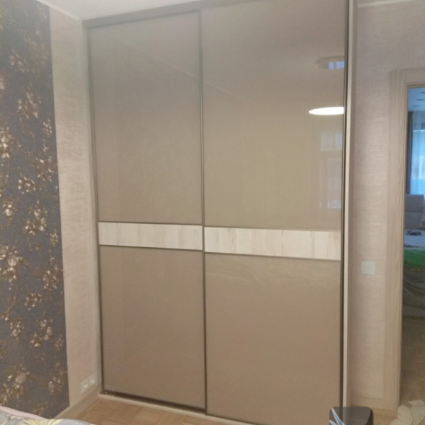 Шкаф-купе в угол 1650х2500
